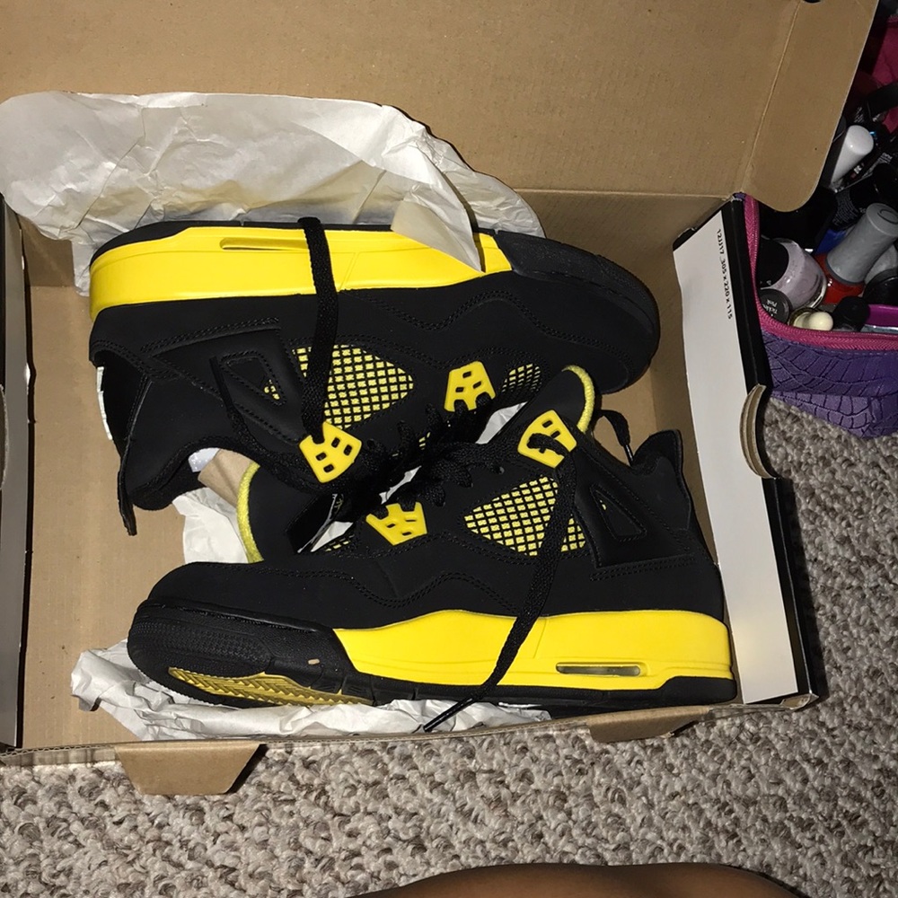 Jordan retro 4 (Gs) brand new